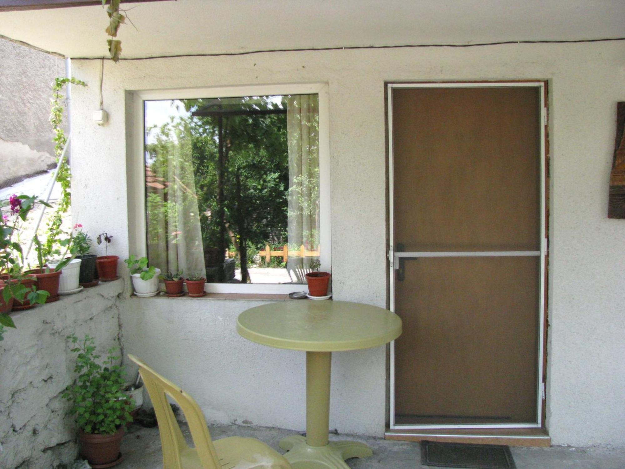 Guest House Familia Samovodene Exterior foto